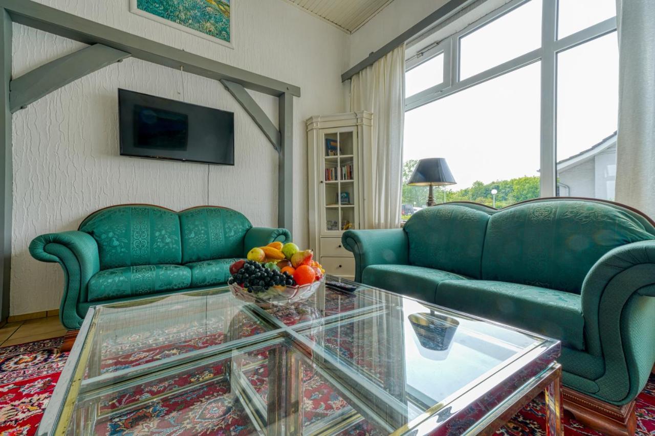 Hotel Seeblick Foersterhaus Owschlag エクステリア 写真